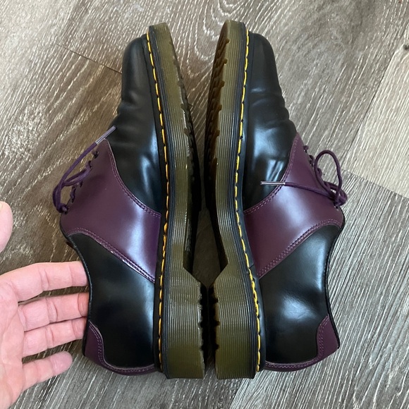 Dr. Martens Rafi saddle shoes. - Picture 7 of 17